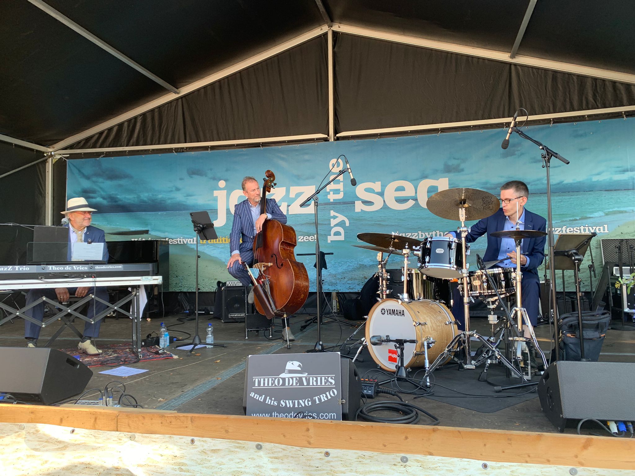 Theo De Vries Swing Trio